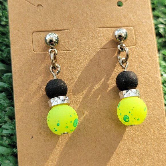 New Handmade Small Stud UV Reactive Green and Black Earrings - Picture 2 of 3
